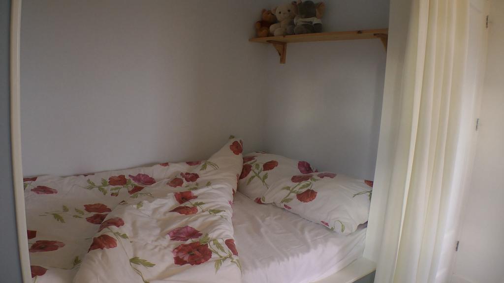 Bed And Breakfast Hoeve Chapeau Katwoude Номер фото